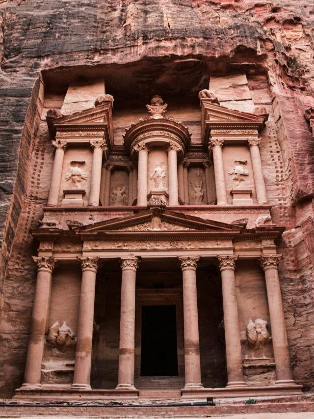 The Lost City in the Desert